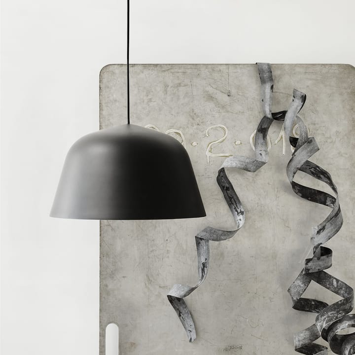 Ambit loftlampe Ø25 cm, sort Muuto