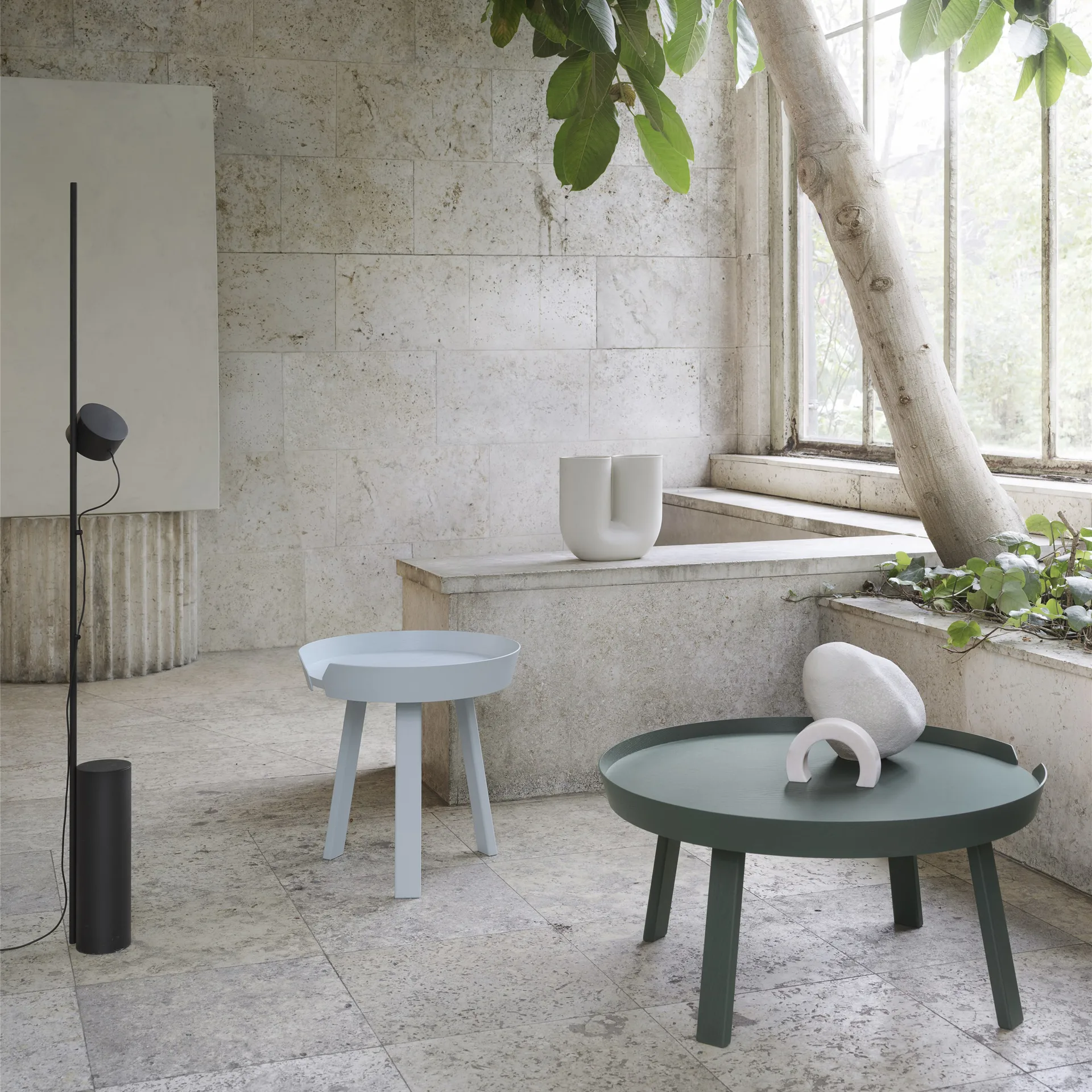 Around bord stort, Dark green Muuto