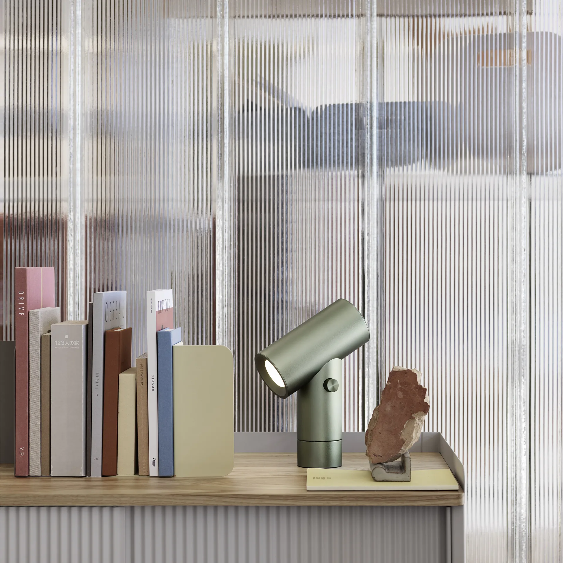 Beam bordlampe, Grøn Muuto