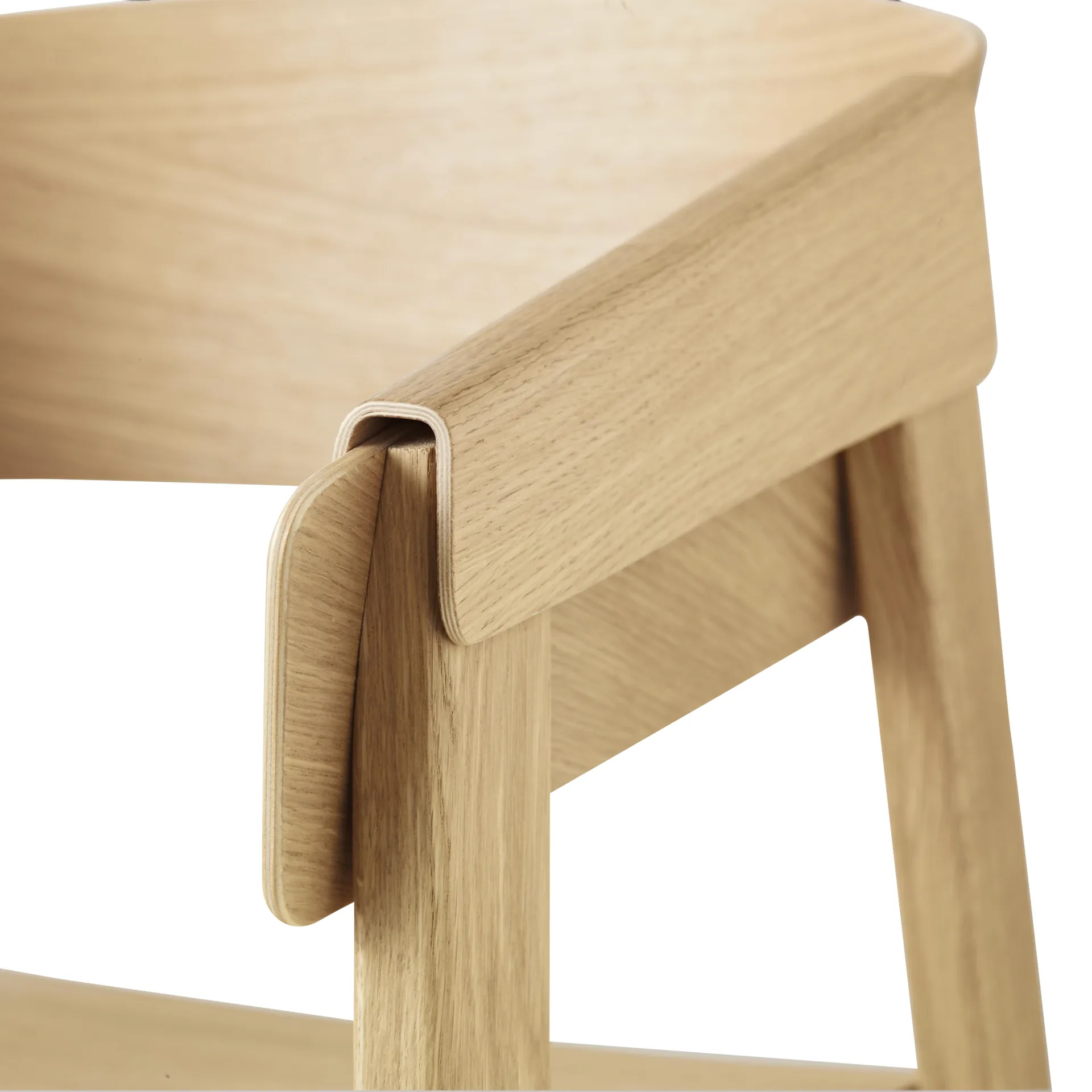 Cover Stol, egetræ Muuto