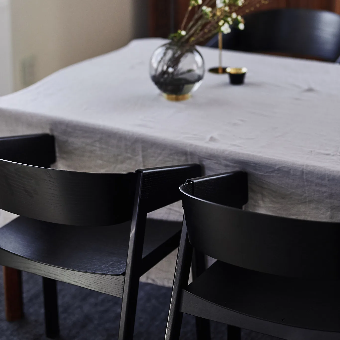 Cover Stol, sort Muuto