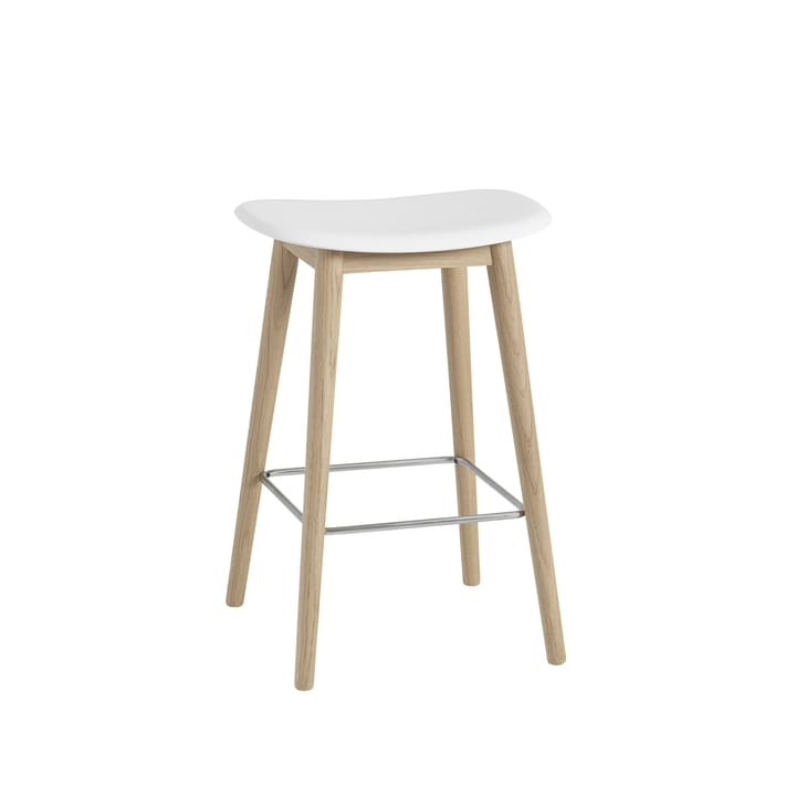 Fiber counter stool 65 cm - white, egetræsben - Muuto