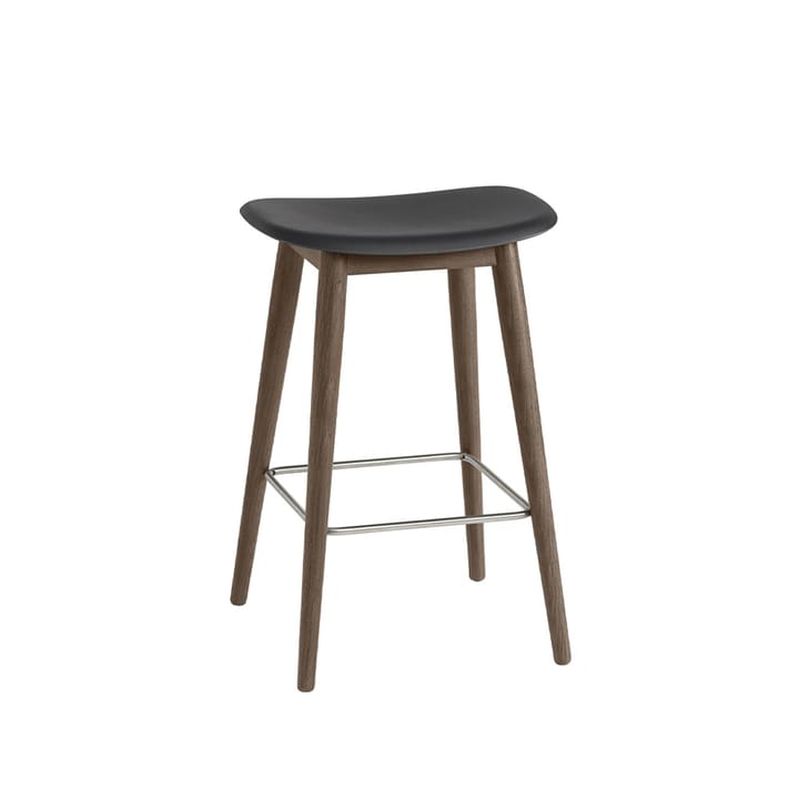 Fiber counter stool 75 cm - black, mørkebrunbejdsede ben - Muuto