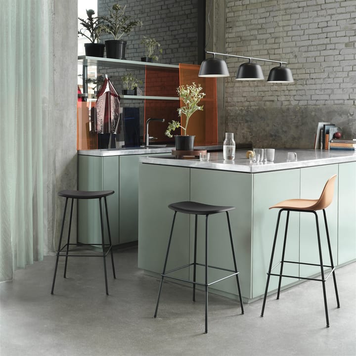 Fiber Tube barstol 75 cm, sort Muuto
