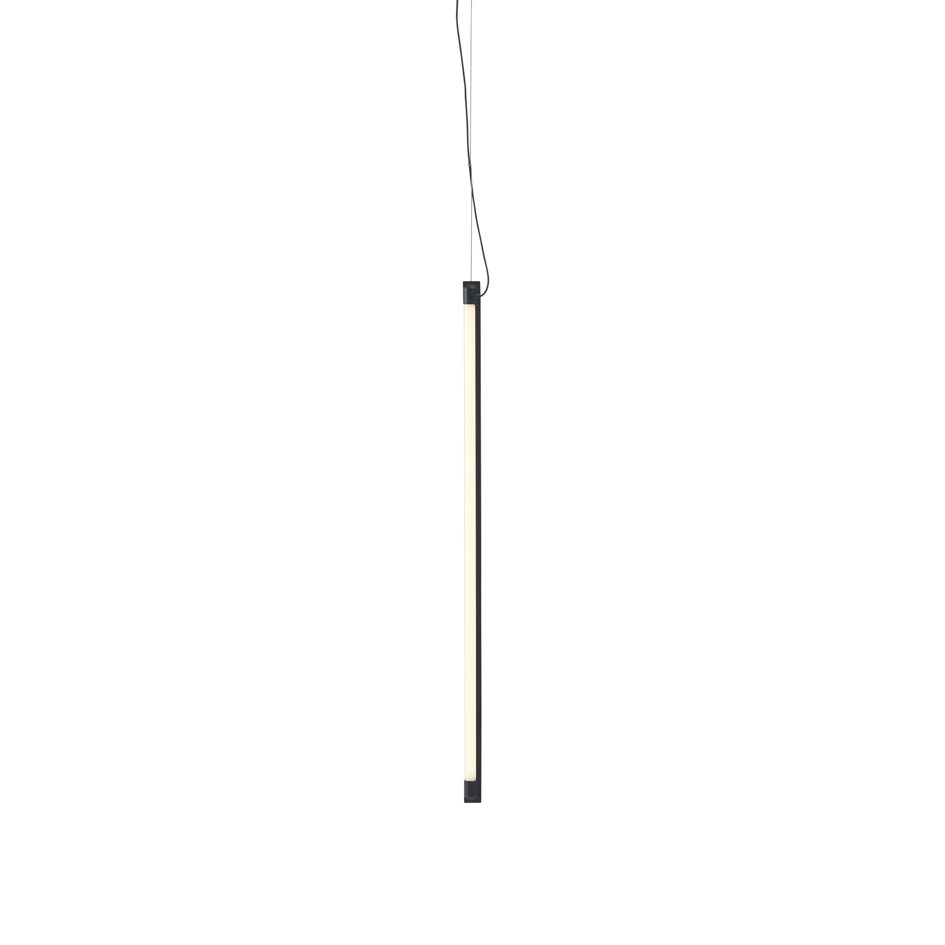Fine Suspension Lampe 90 cm, Black Muuto