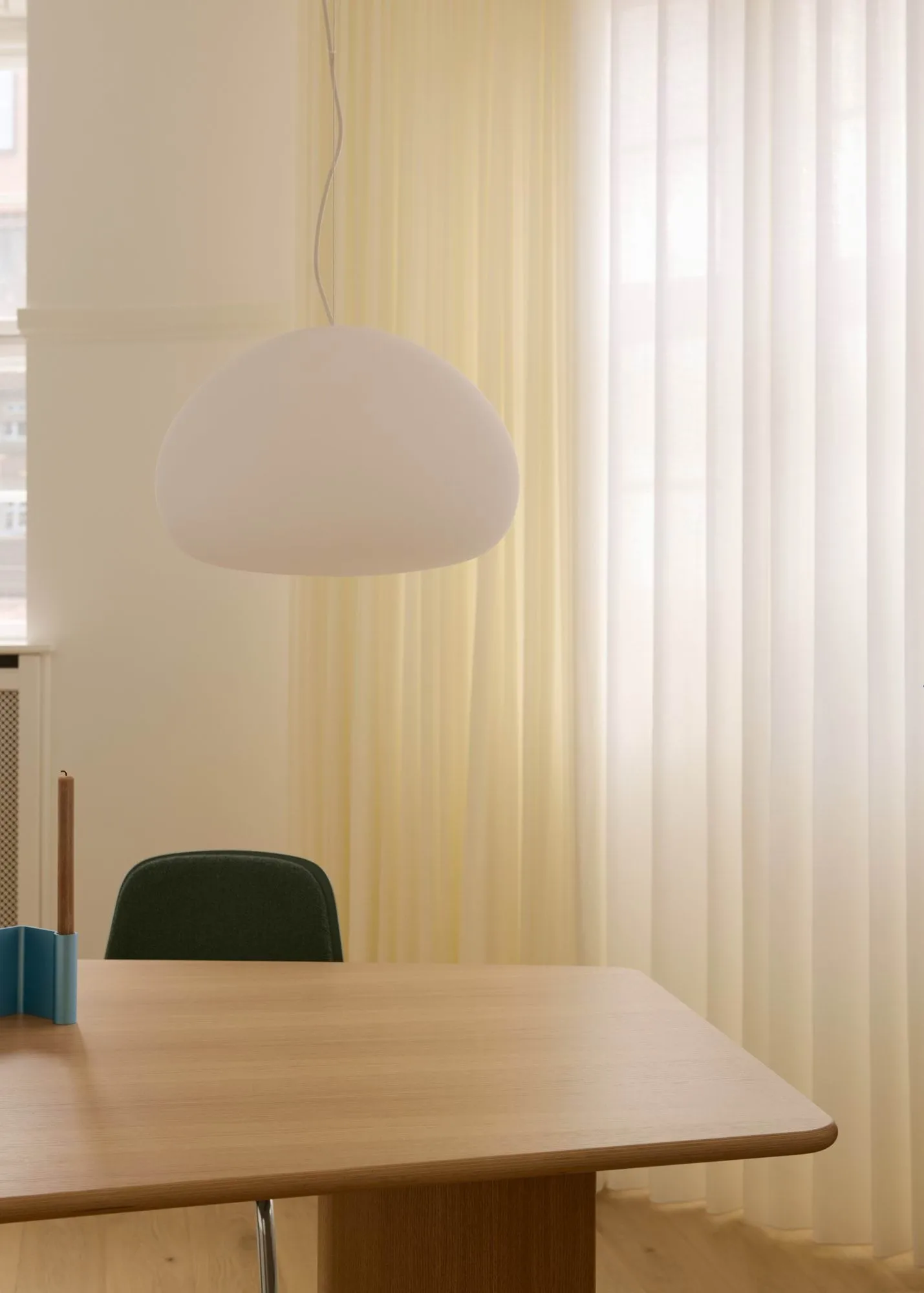 Fluid loftlampe, stor Muuto