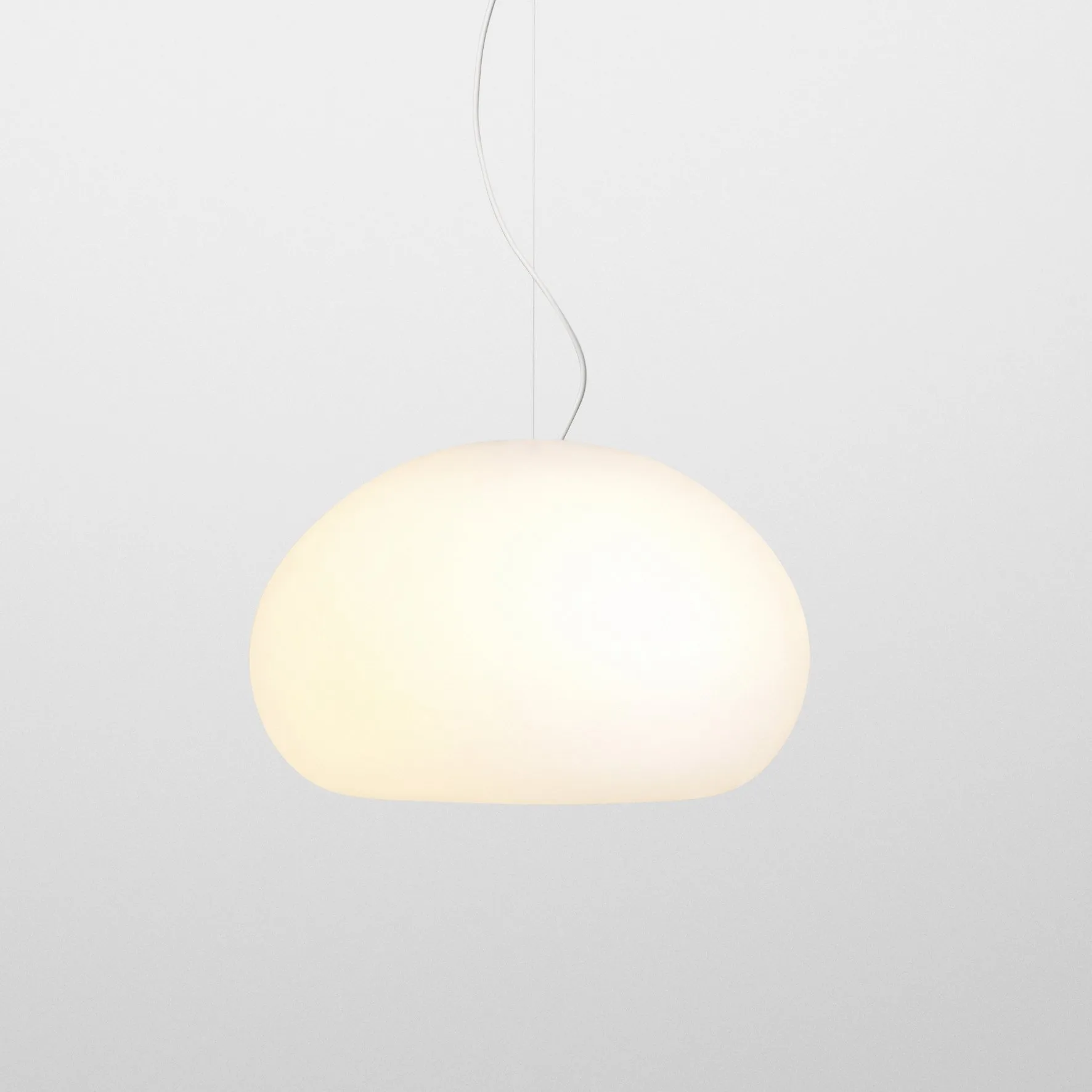 Fluid loftlampe, stor Muuto