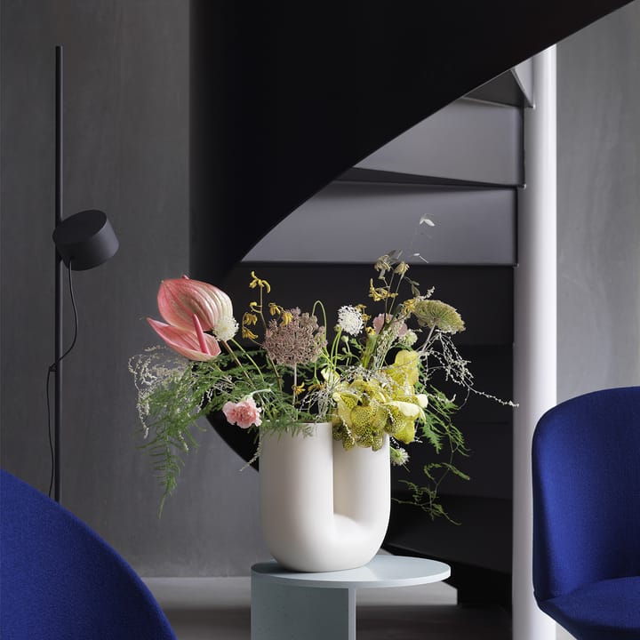 Kink vase 26 cm, Sand Muuto