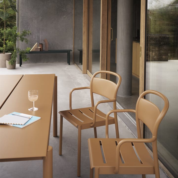 Linear steel armchair armstol, Burnt orange Muuto