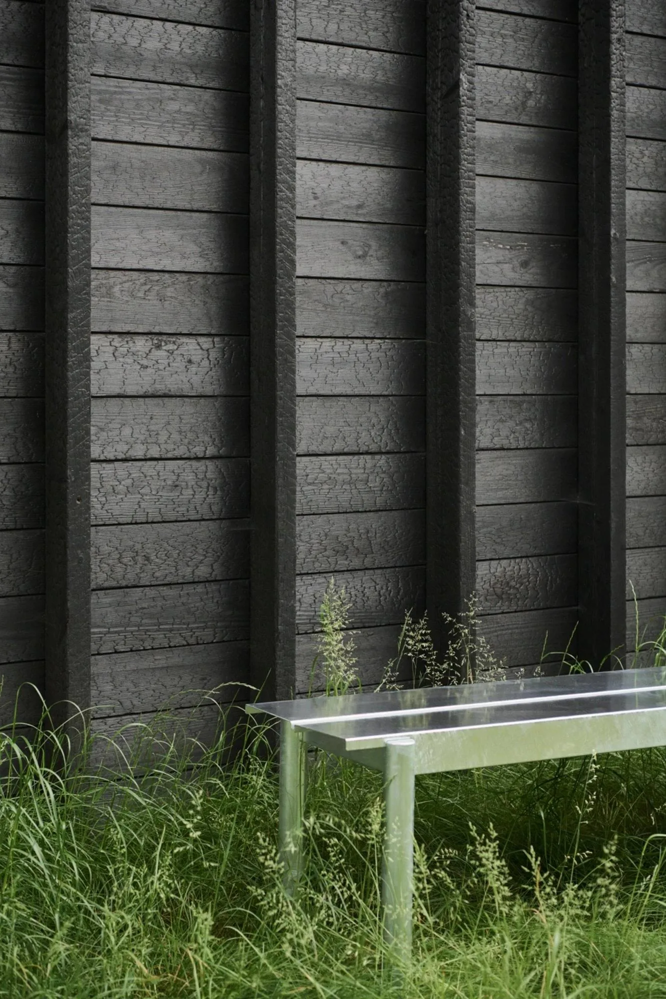 Linear steel bench bænk 110x34 cm, Warm galvanized steel Muuto