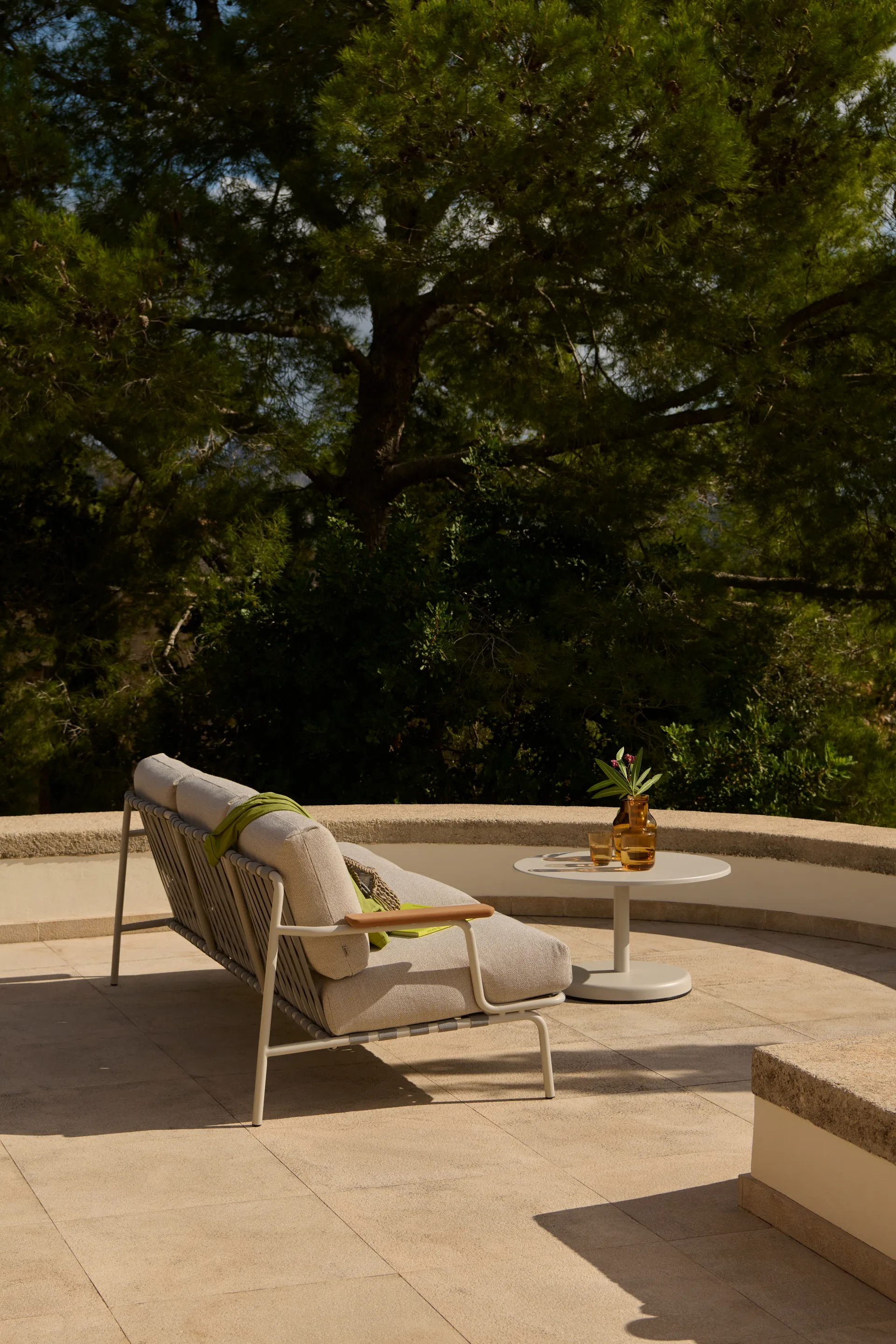 Linear Steel sofabord, Grey, Ø70x40 cm Muuto