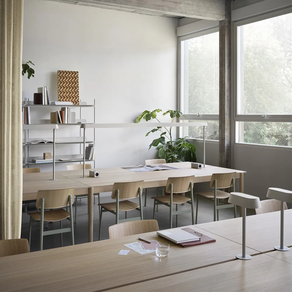Linear System Middle Module bord, White laminate/ABS/Oak Muuto