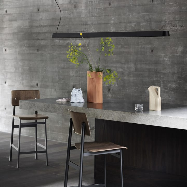 Loft barstol - black, høj, sort understel i stål - Muuto