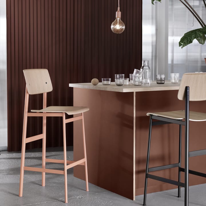 Loft barstol, black, lav, sort understel i stål Muuto