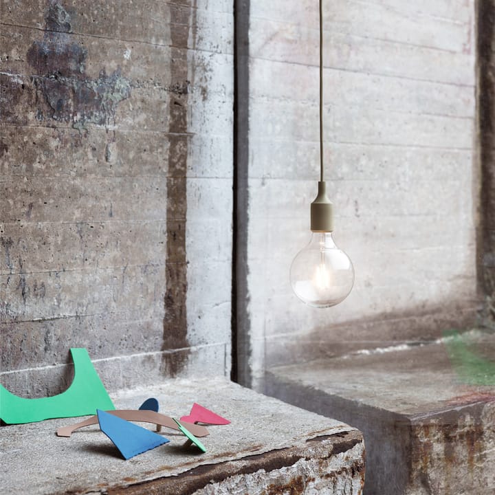 Muuto E27 lampe, olivengrøn Muuto