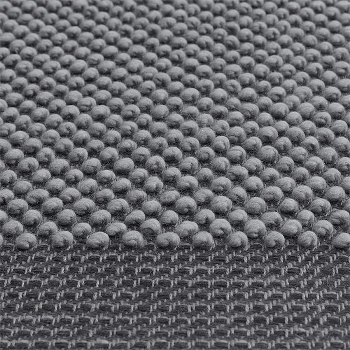 Pebble tæppe 170x240 cm - Mørkegrå - Muuto
