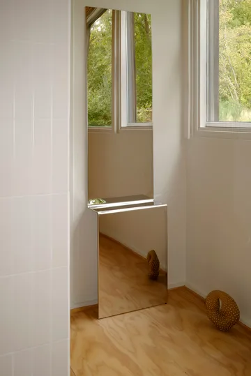 Pleat vægspejl - Poleret stål, 227x57 cm - Muuto