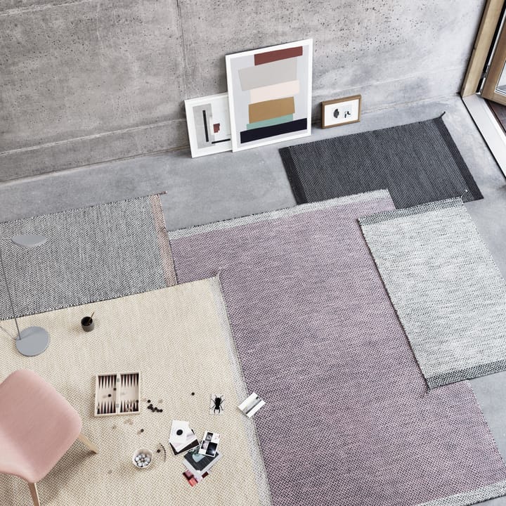Ply uldtæppe 85 x 140 cm, mørkegrå Muuto
