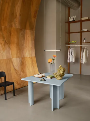 Re-norm spisebord - Light blue, 130x120 cm - Muuto