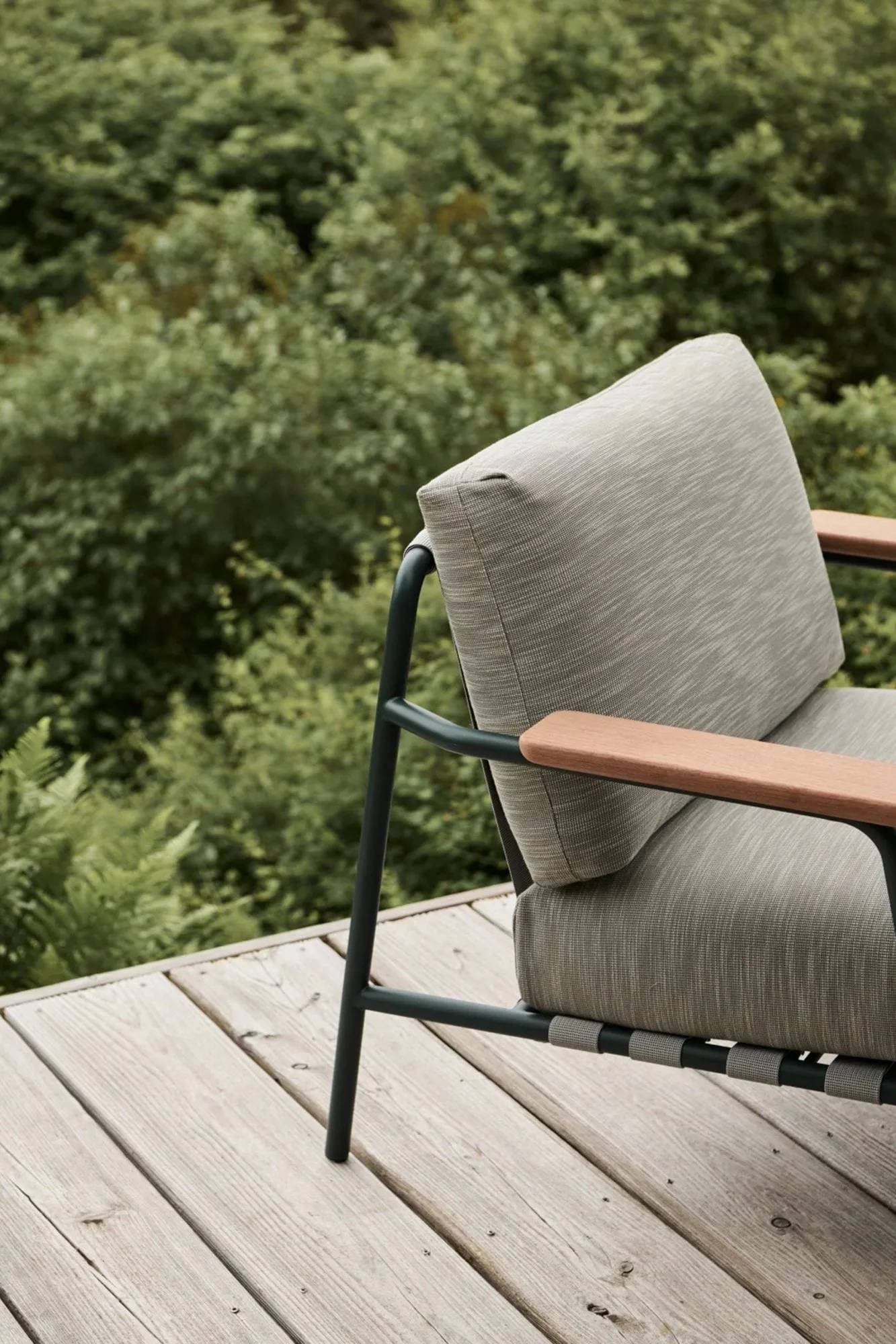 Settle Lounge Chair loungelænestol, Ribbed Weave 2 Dark green Muuto