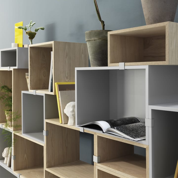Stacked 2.0 hyldesystem med rygskive, large, eg Muuto