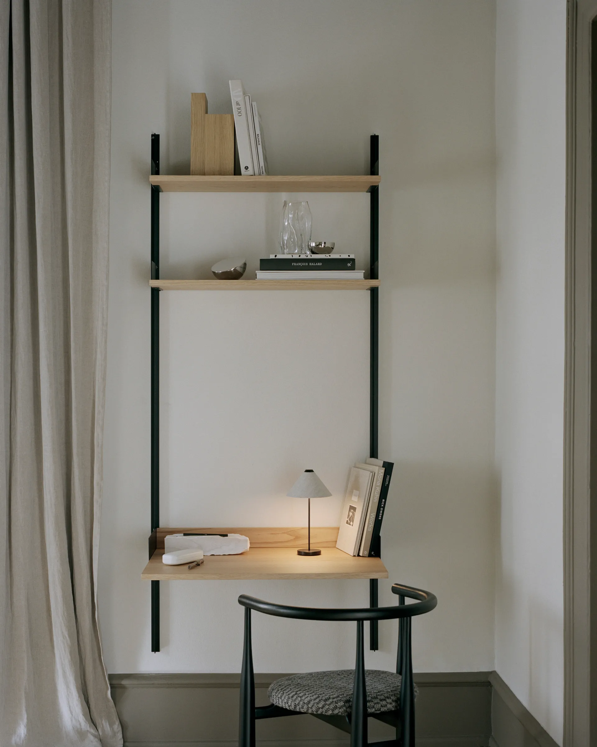 Brolly bærbar bordlampe, Linen New Works