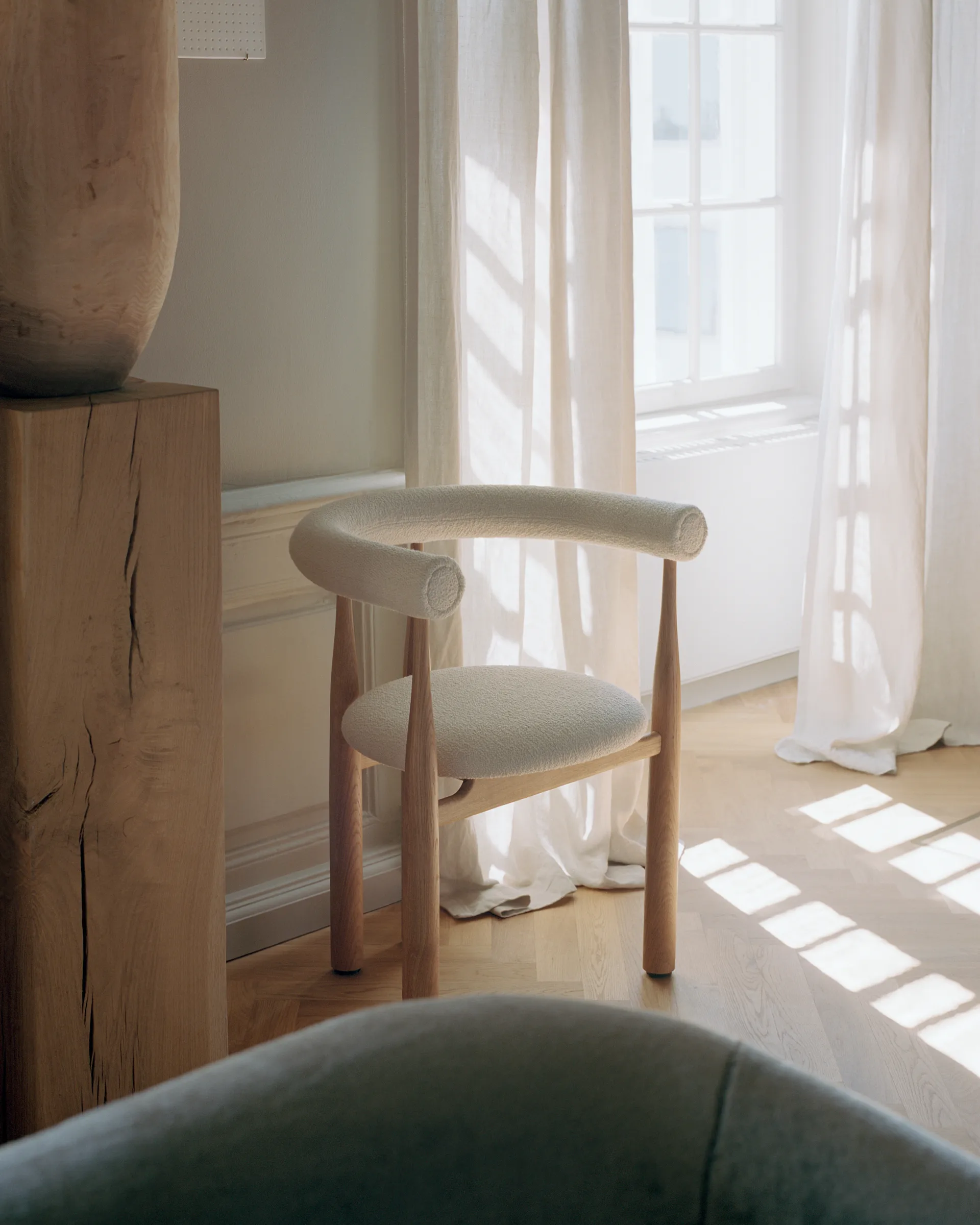 Bukowski karmstol polstret, Oak, Barnum Lana New Works