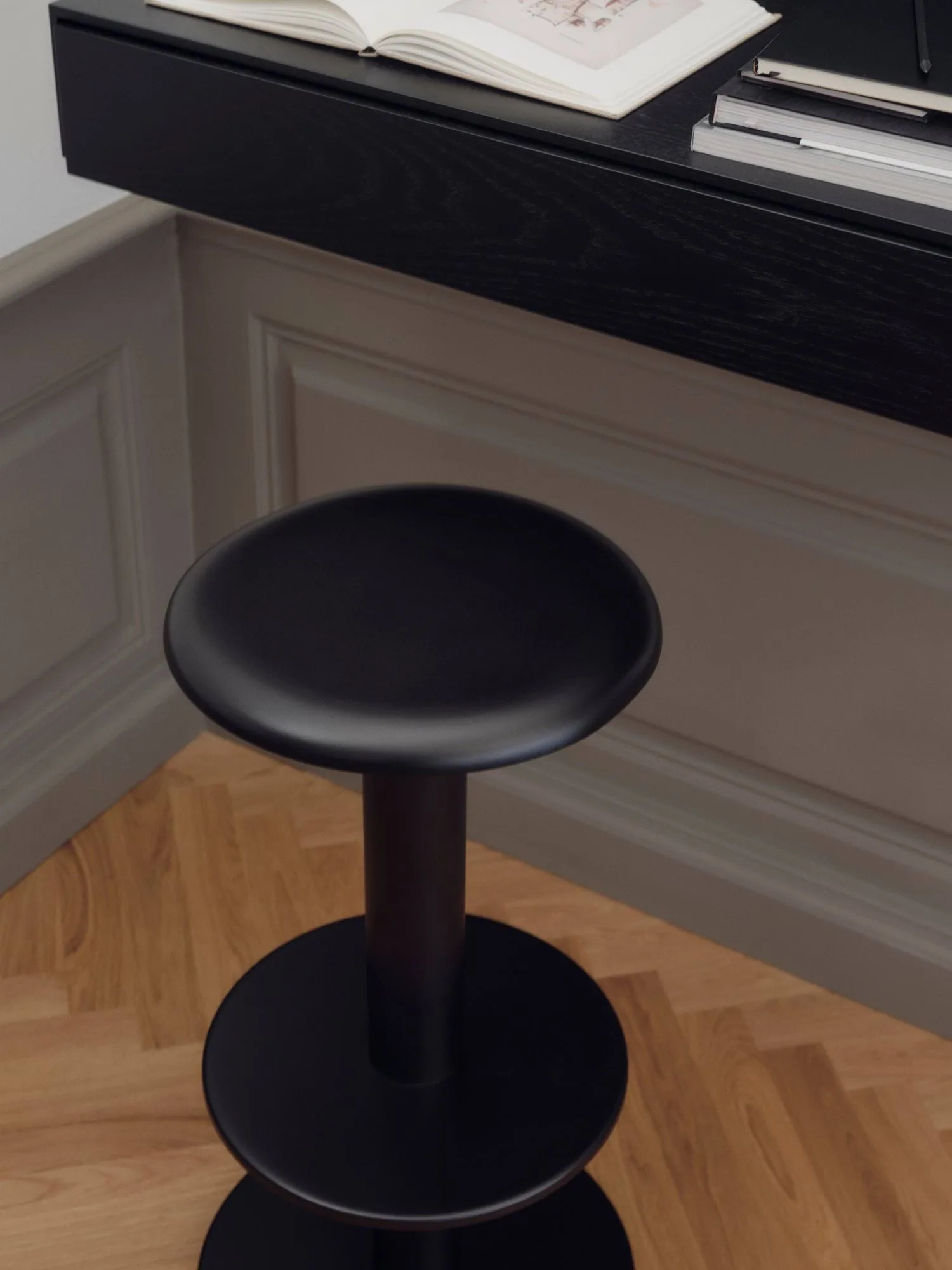 Coupe barstol, Sort, 76 cm New Works