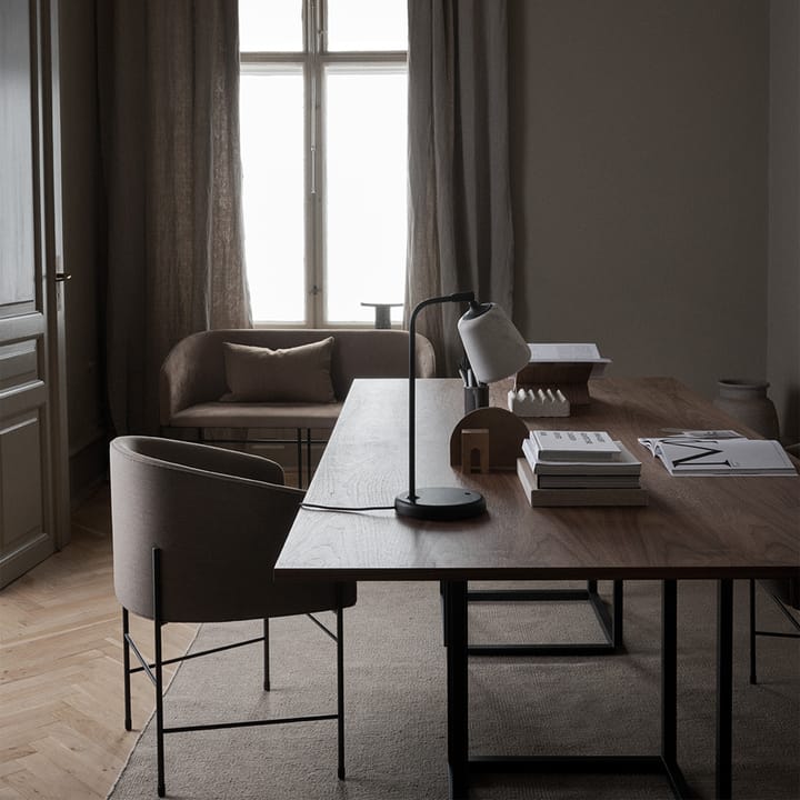 Florence spisebord rektangulært, walnut, sort stel New Works