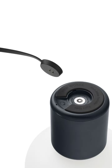 Karl-Johan bordlampe bærbar - Cold black - New Works