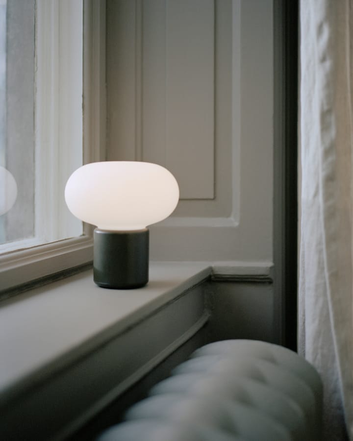 Karl-Johan bordlampe bærbar, Forest green New Works