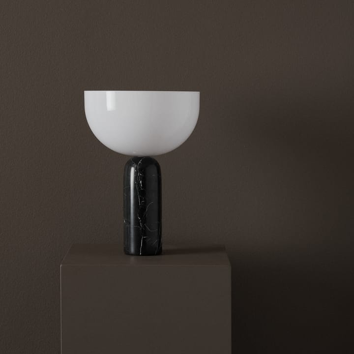 Kizu bordlampe small, Black marble New Works