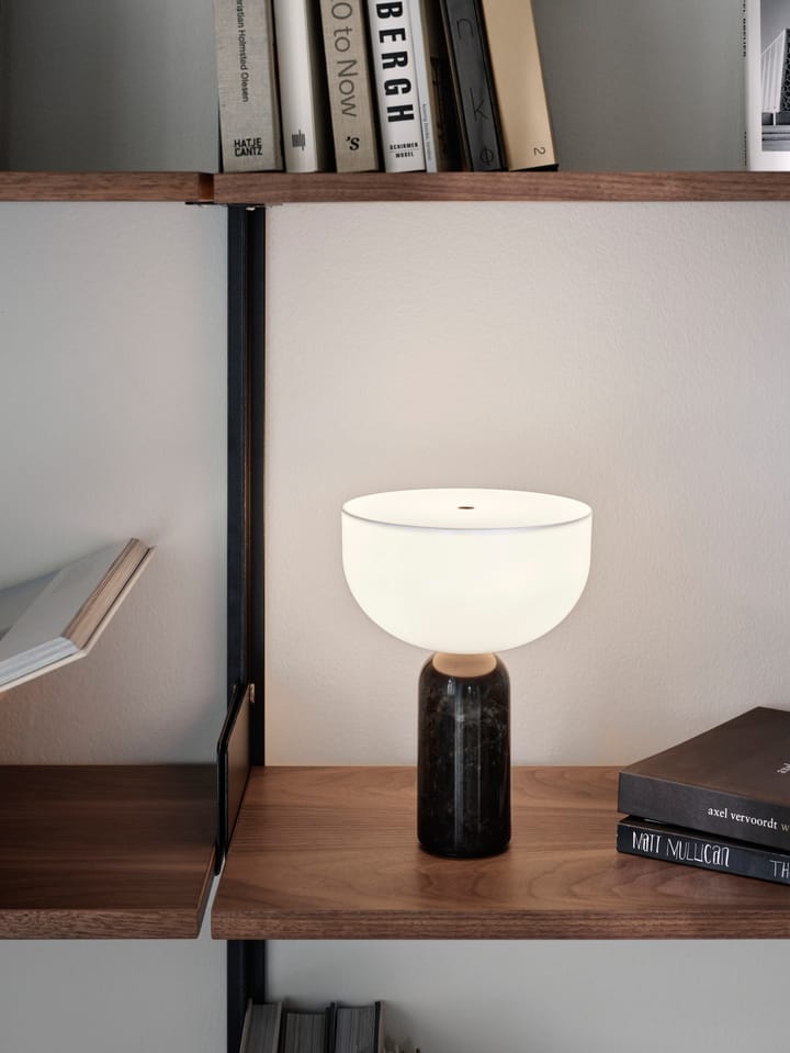 Kizu bærbar bordlampe, Black marble New Works