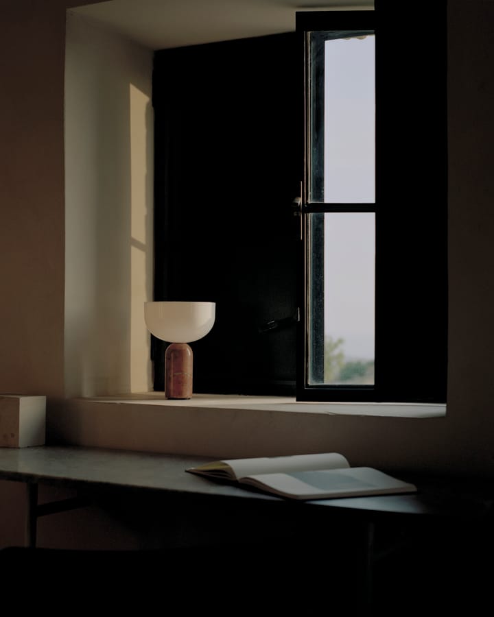 Kizu bærbar bordlampe, Breccia Pernice New Works