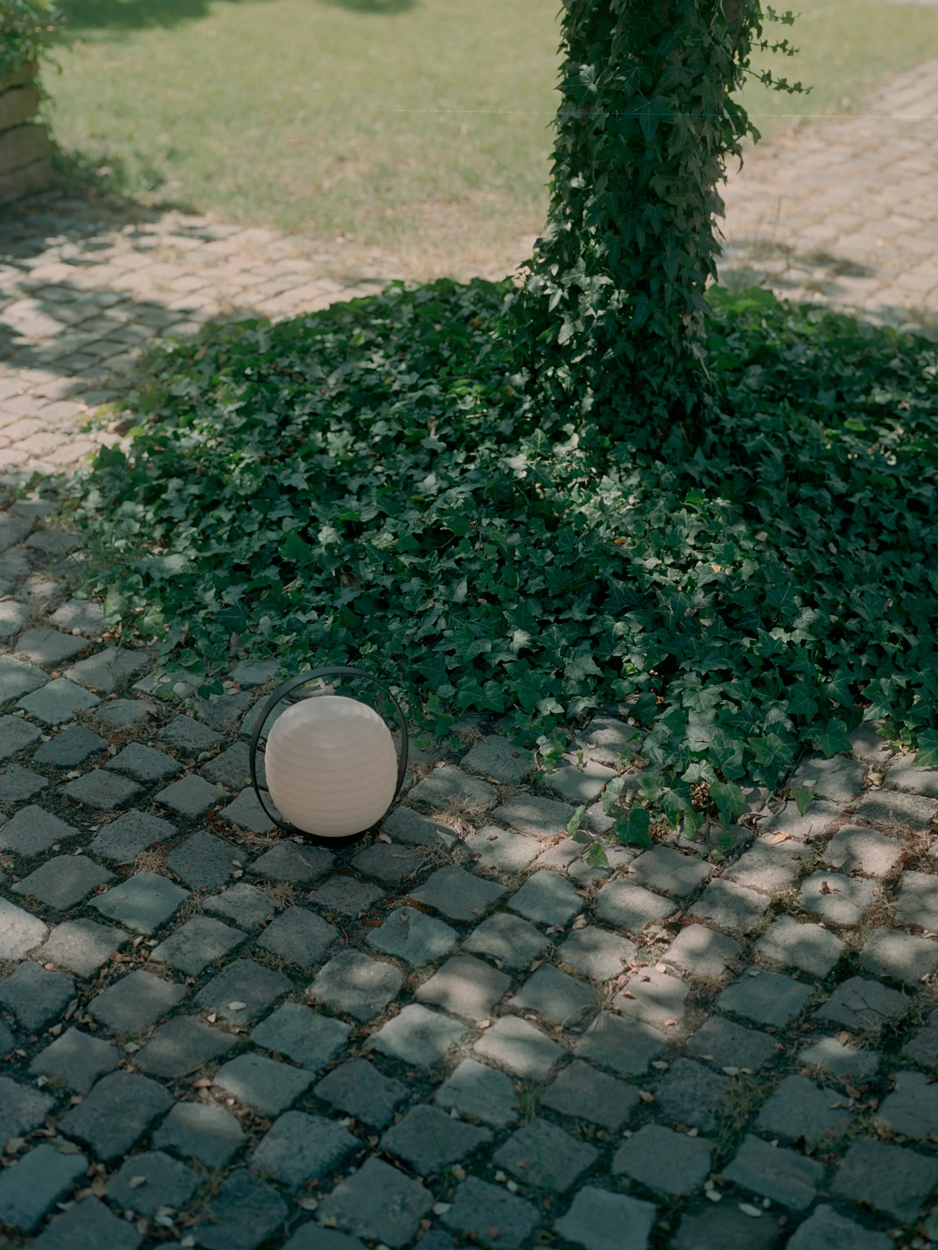 Lantern portable bordlampe 23x18 cm, Black New Works