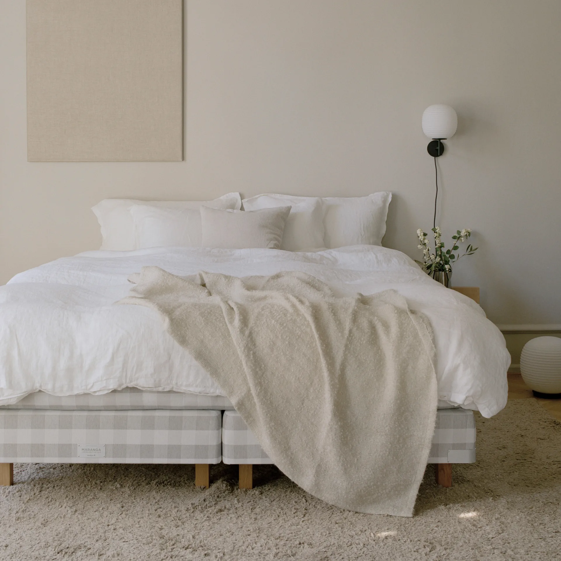 Lantern væglampe small, Frosted white opal glass New Works