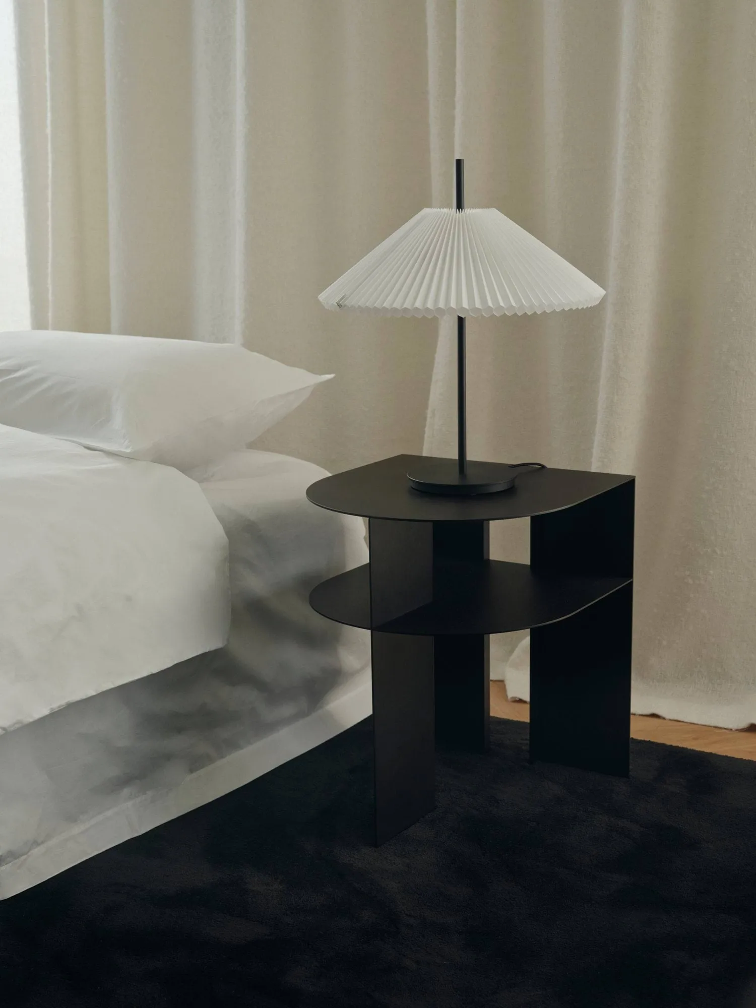 Nebra bordlampe, White (hvid) New Works