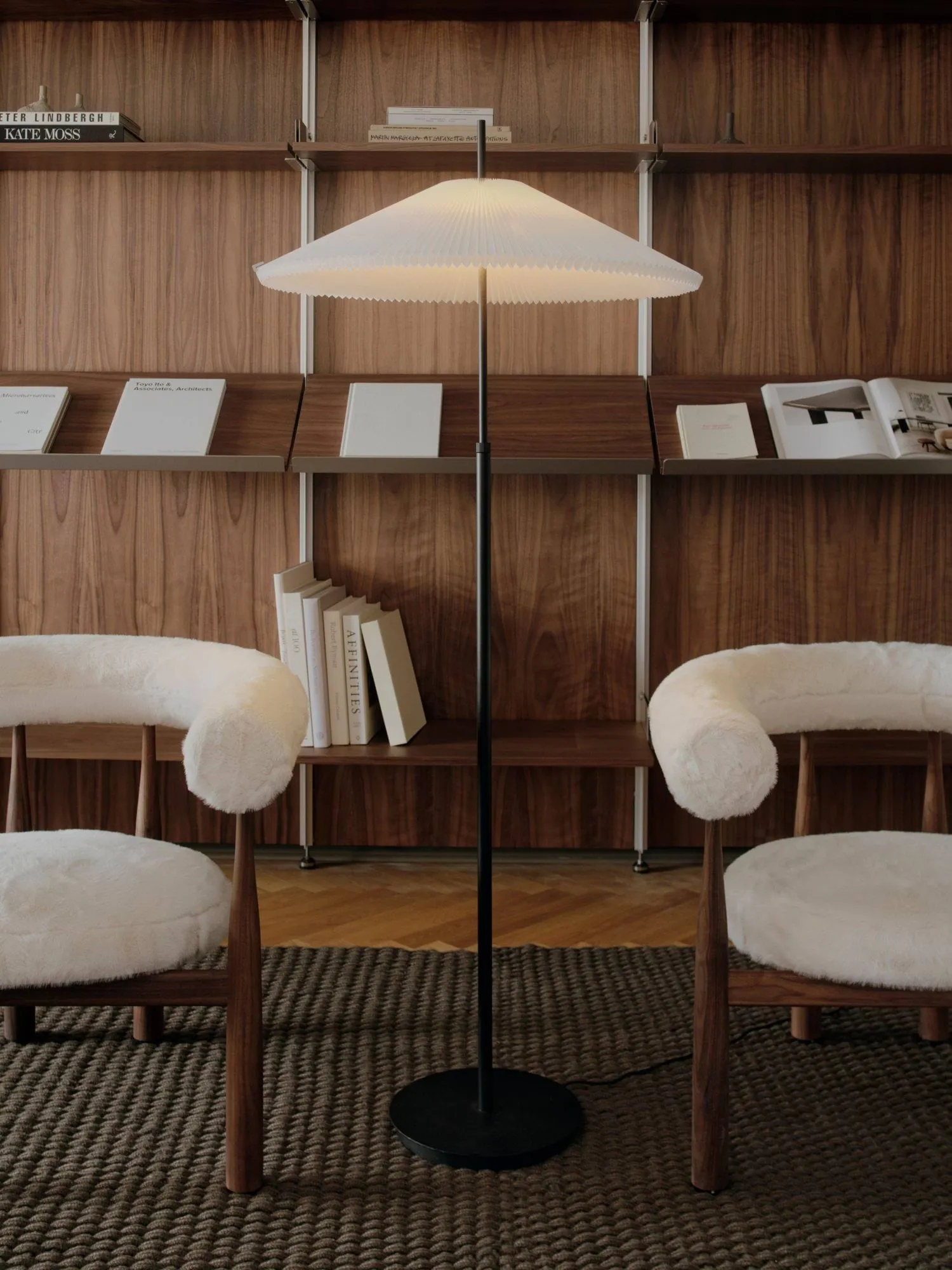 Nebra gulvlampe, White (hvid), 150 cm New Works