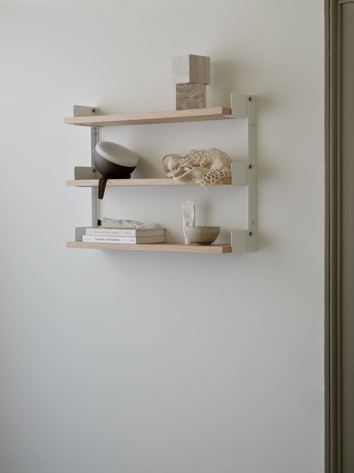 New Works Tea Shelf væghængt hylde 46x62,5 cm, Eg New Works