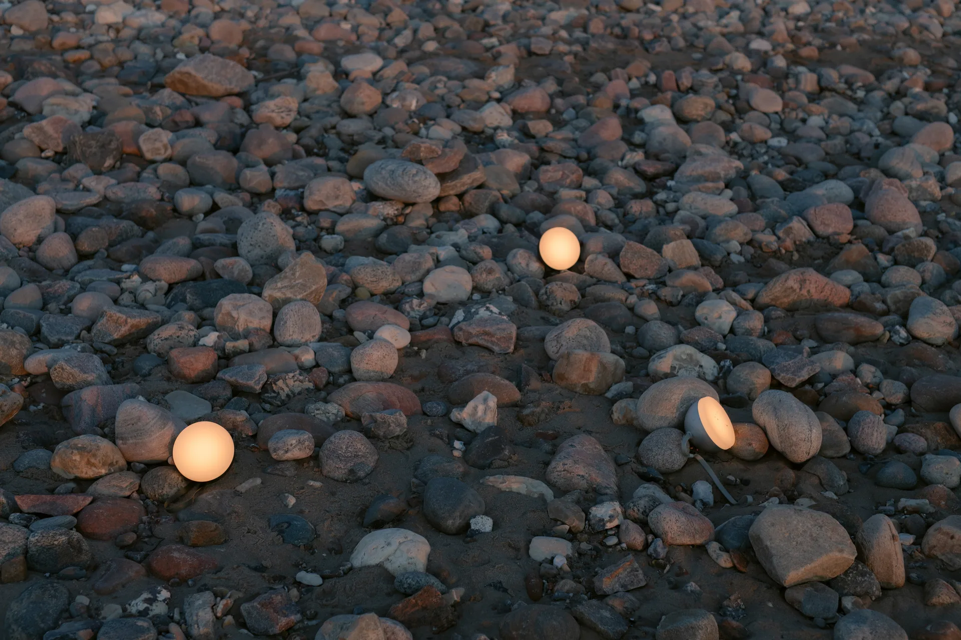 Sphere bærbar lampe, Warm grey New Works