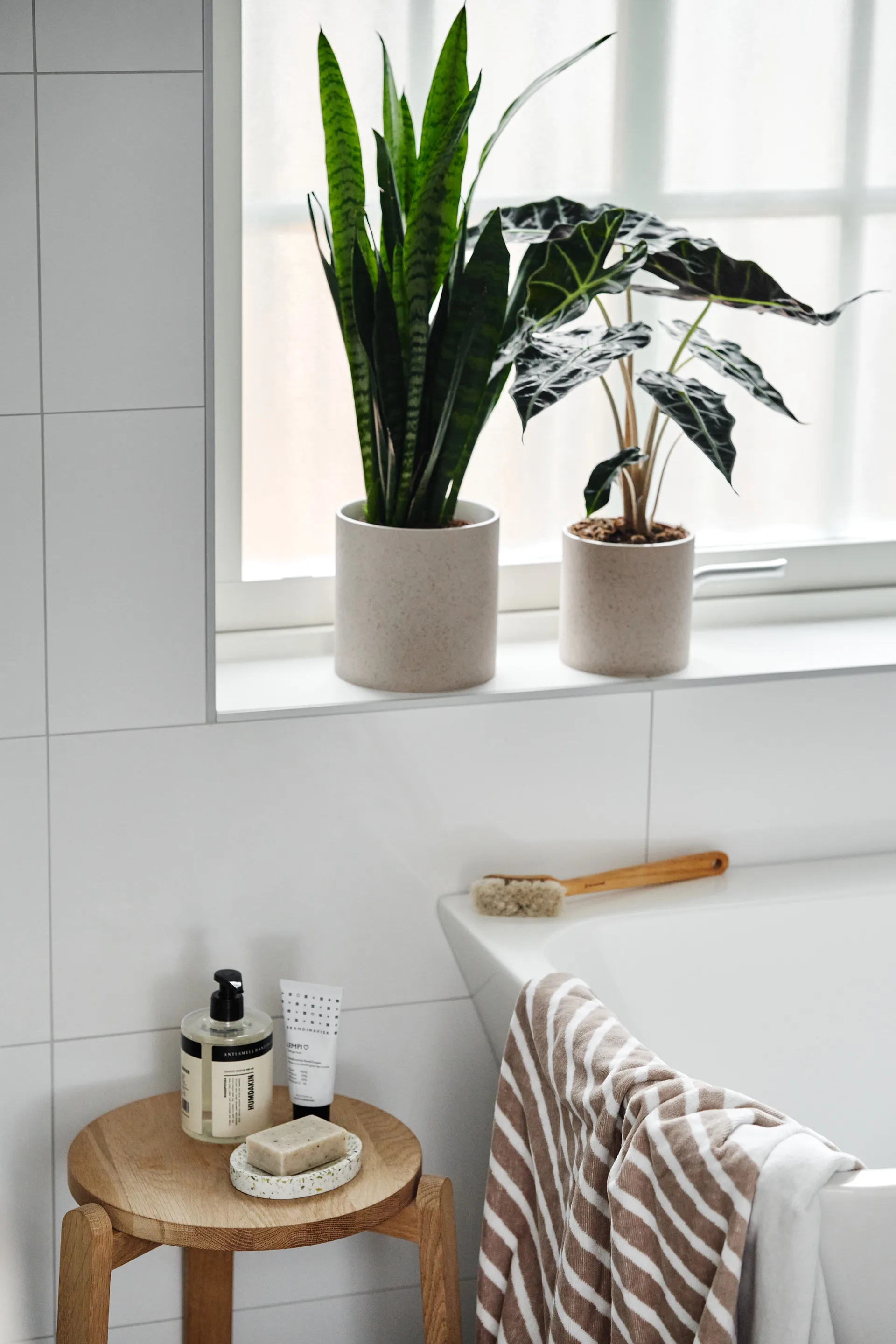 Stripes badehåndklæde 100x150 cm, Beige NJRD