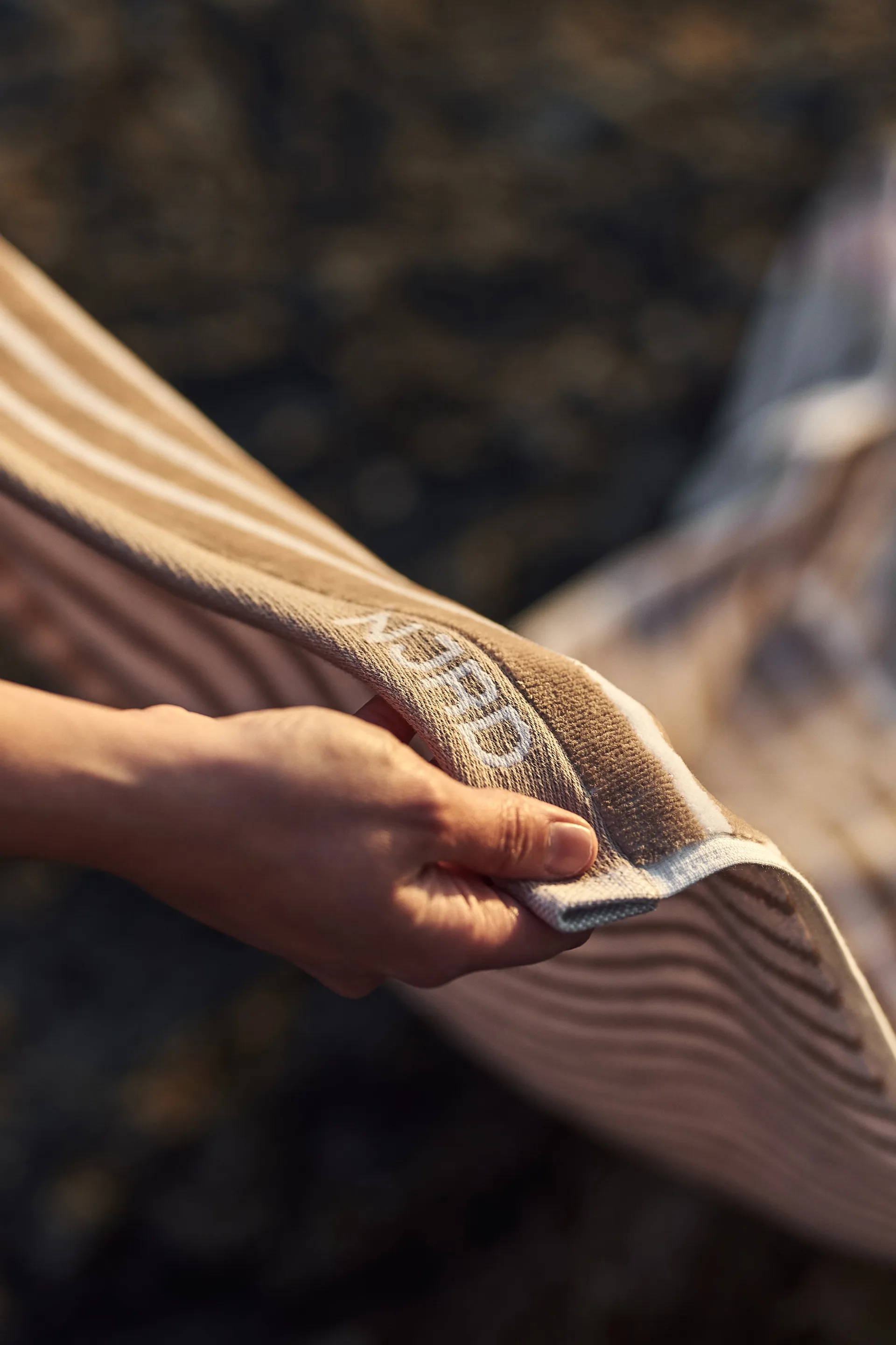 Stripes badehåndklæde 70x140 cm , Beige NJRD