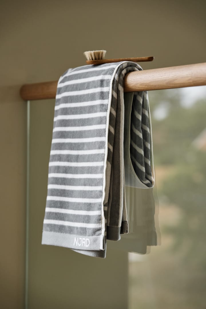 Stripes badehåndklæde 70x140 cm , Grå NJRD