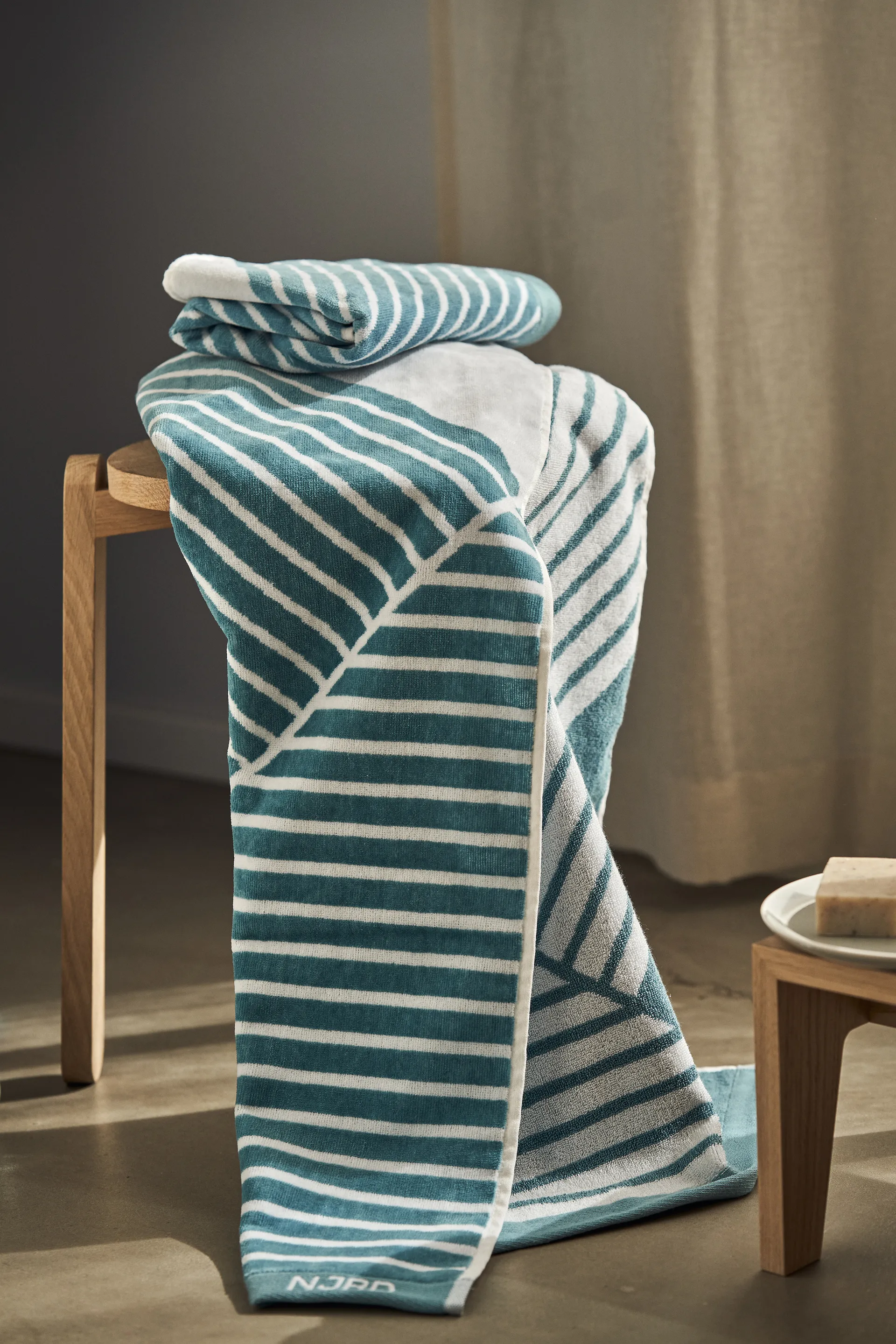 Stripes håndklæde 50x70 cm Special Edition 2022, Turkis NJRD