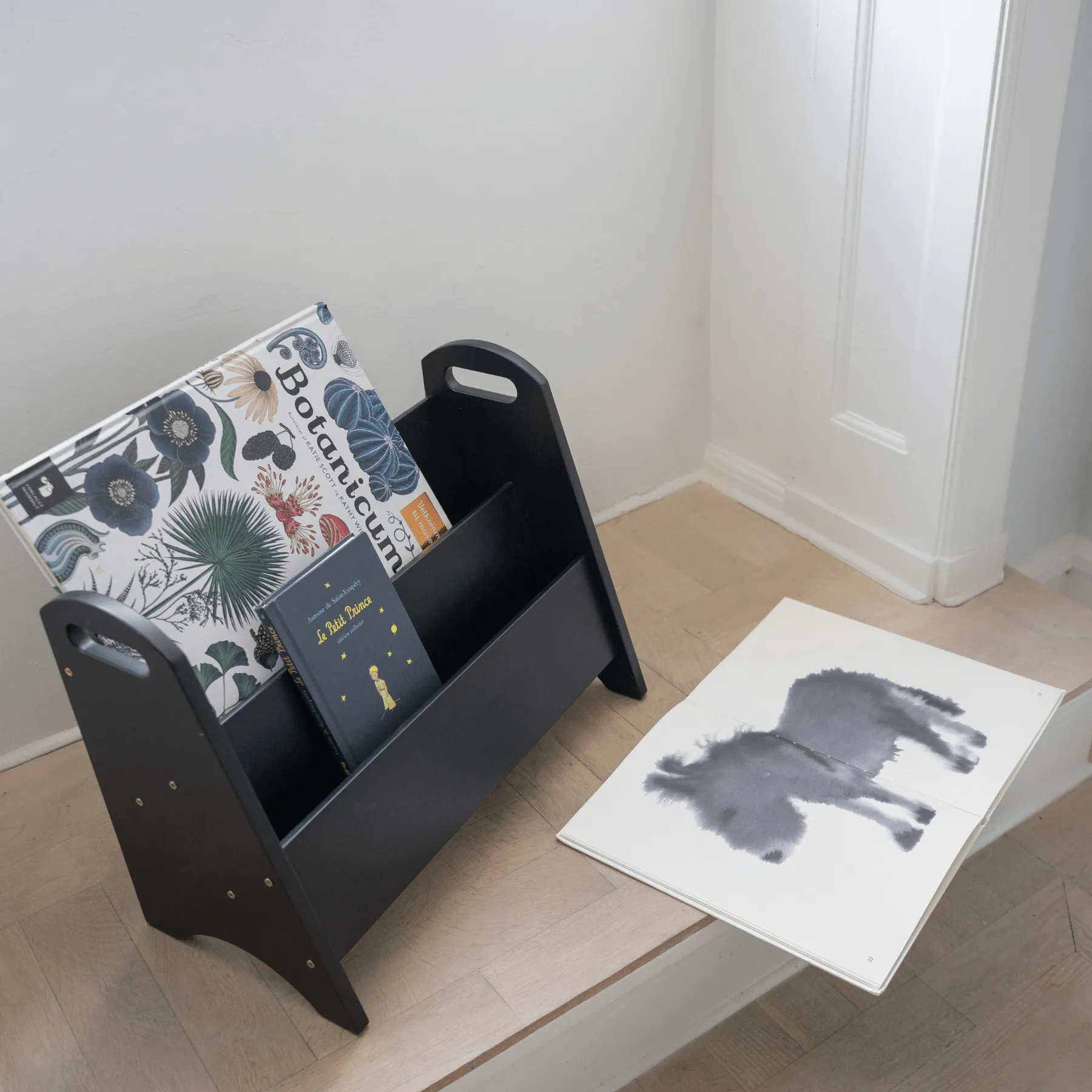 Book holder bogreol til børn, Sort Nofred