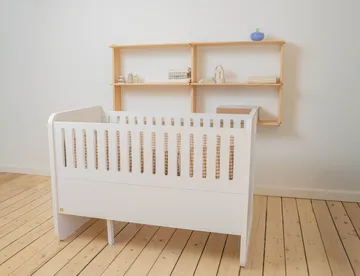 Form baby- og juniorseng 166x77,5x87 cm - Hvid - Nofred