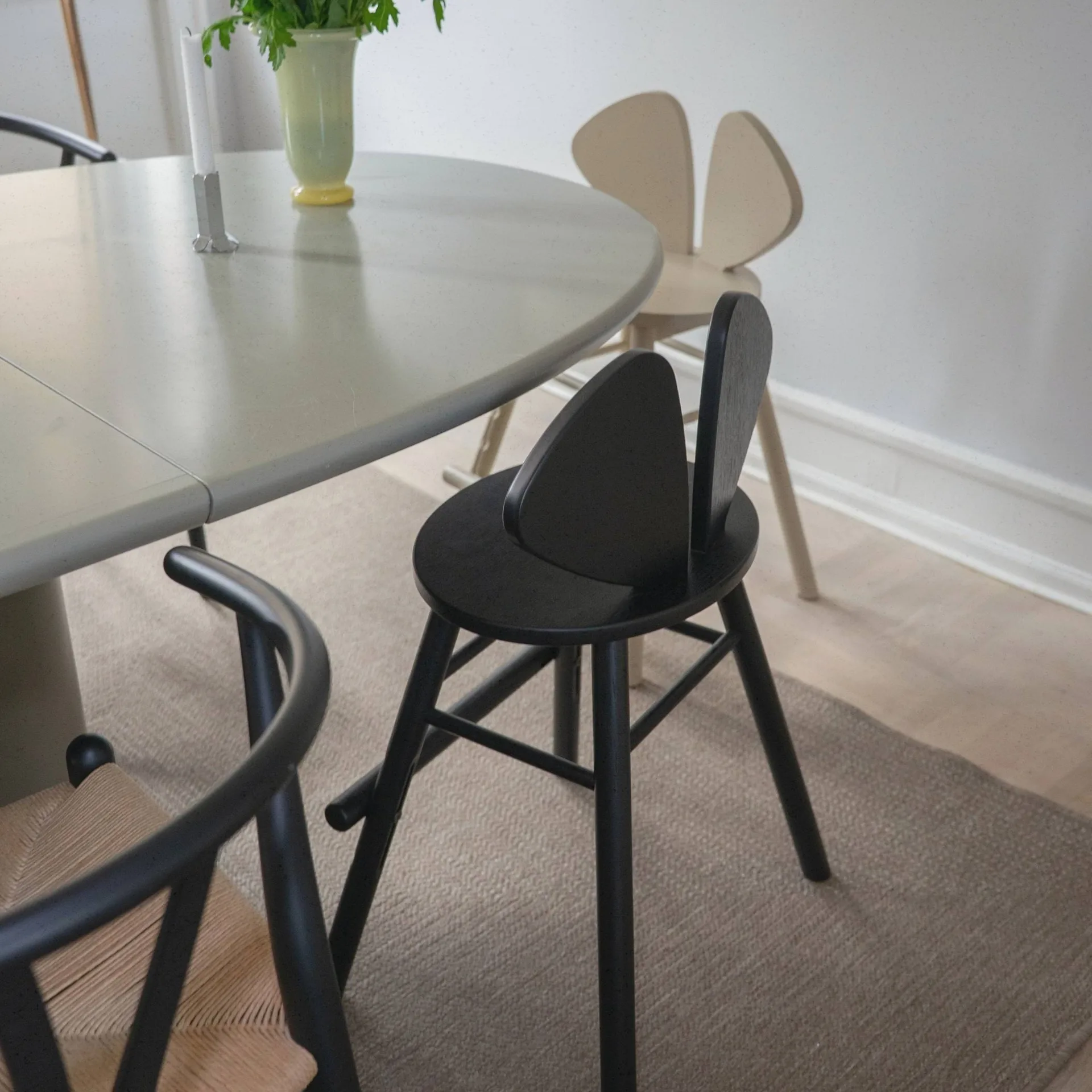 Mouse Chair Junior stol, Sort Nofred