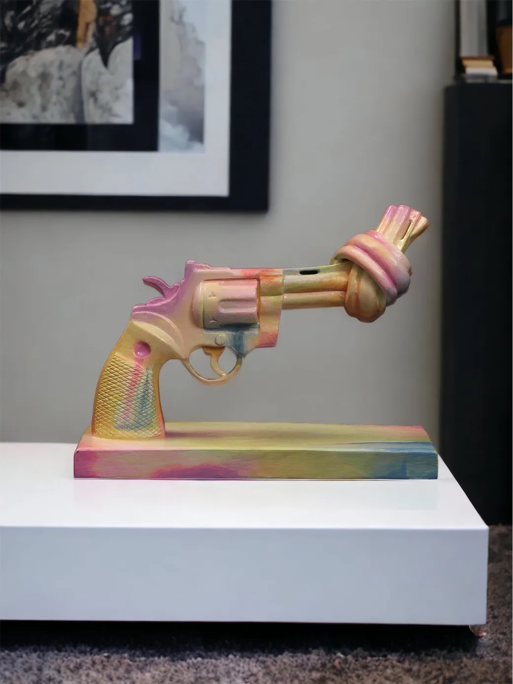 Acne for Peace skulptur 40 cm, Multi Non Violence