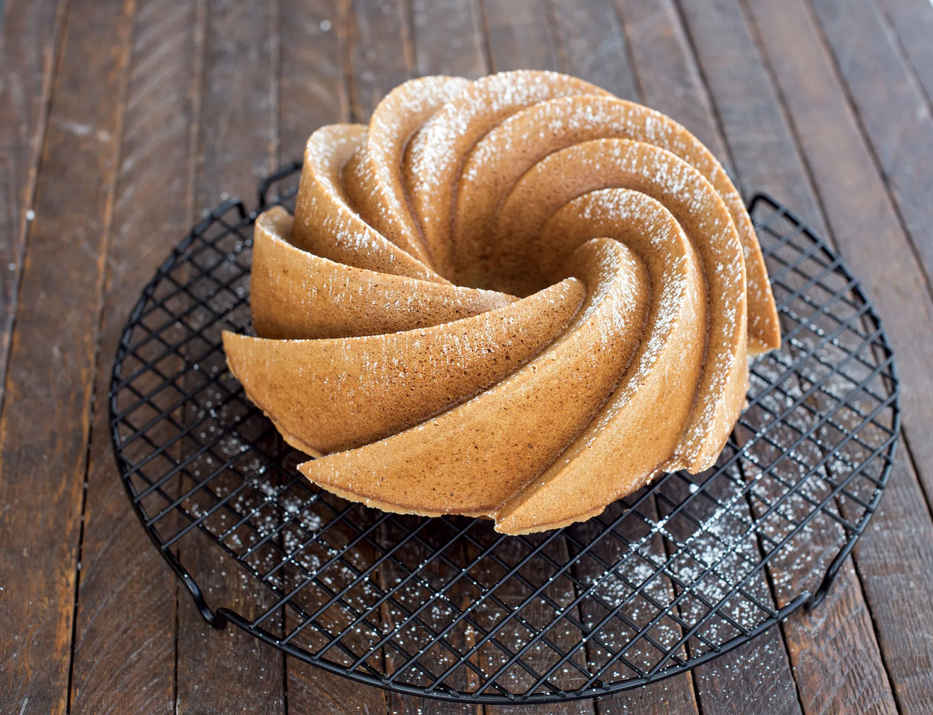 Nordic Ware heritage bundt bageform guld, 2,4 L Nordic Ware