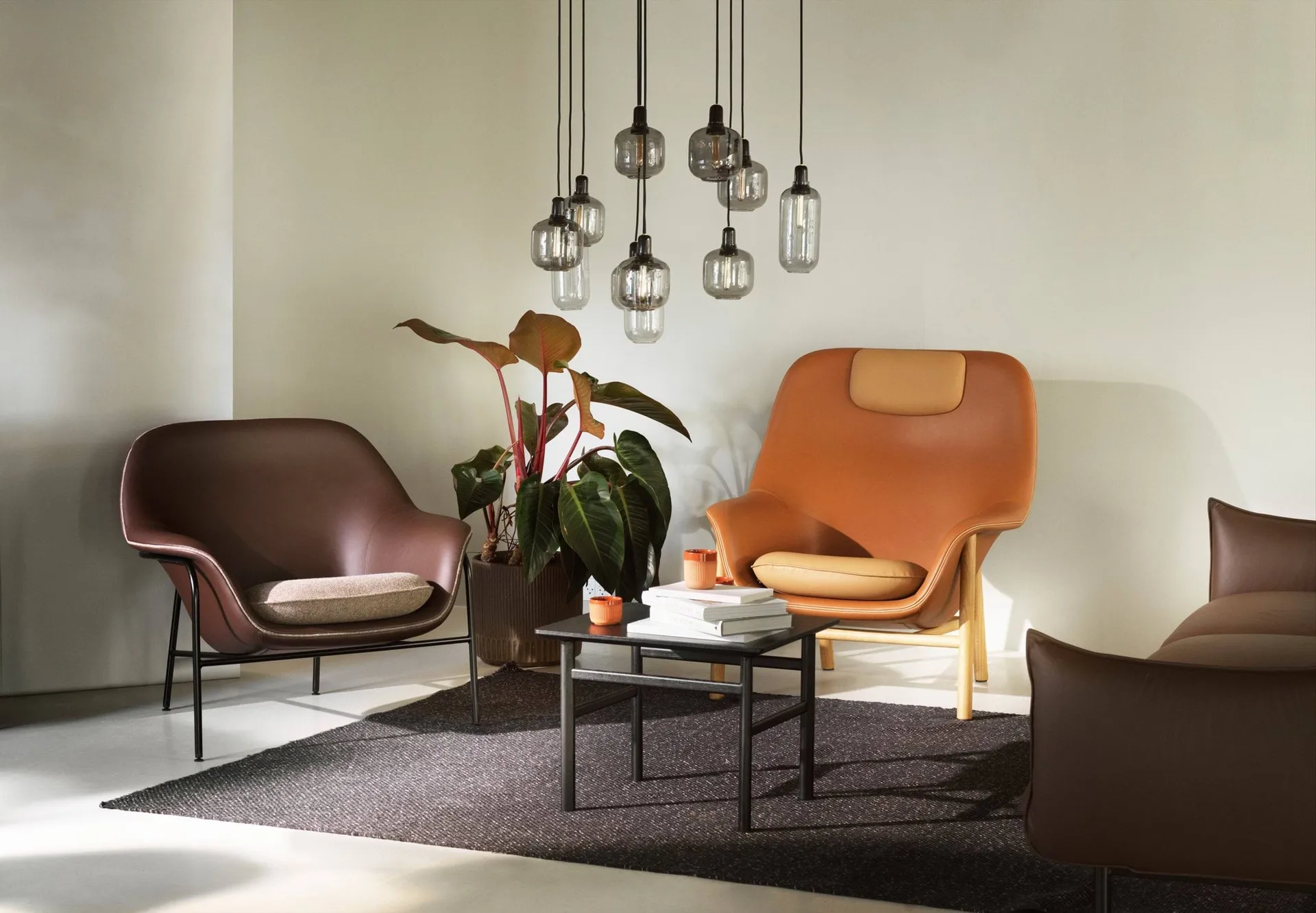 Amp lampe lille, grå-sort Normann Copenhagen